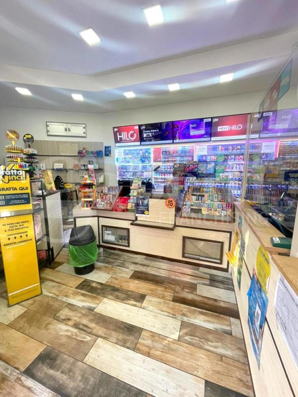 negozio in vendita a Napoli