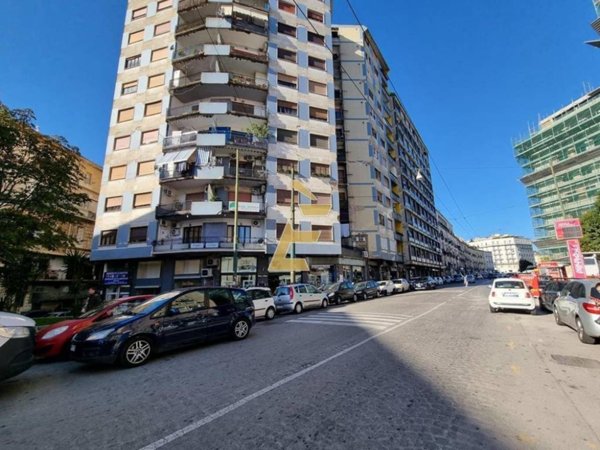 appartamento in vendita a Napoli in zona Pendino / San Giuseppe