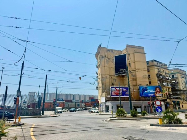 appartamento in vendita a Napoli in zona Zona Industriale-Ferrovia