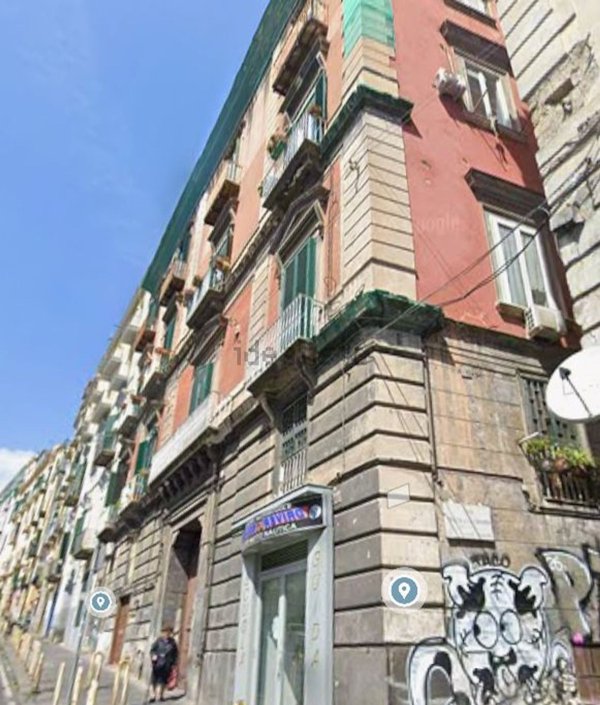 appartamento in vendita a Napoli in zona Avvocata