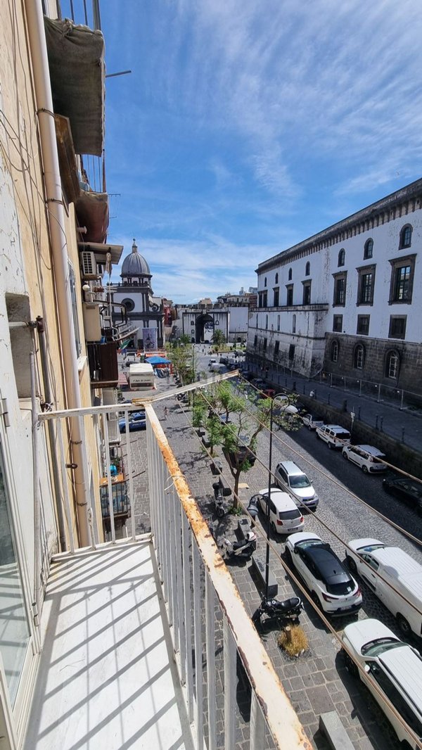 appartamento in vendita a Napoli in zona San Lorenzo
