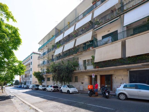 appartamento in vendita a Napoli in zona Posillipo
