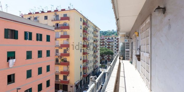 appartamento in vendita a Napoli in zona Fuorigrotta