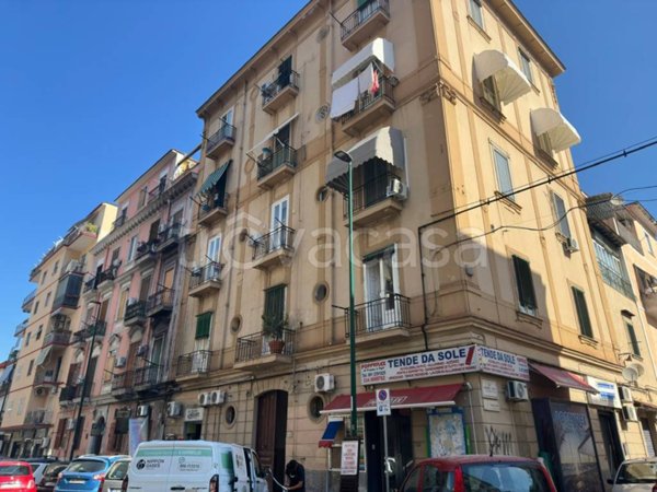 appartamento in vendita a Napoli in zona Fuorigrotta