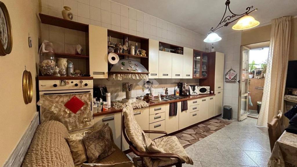 appartamento in vendita a Napoli in zona Ponticelli