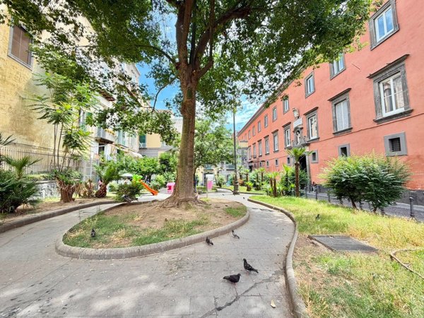 appartamento in vendita a Napoli in zona San Lorenzo