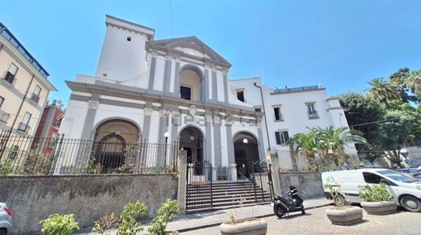 appartamento in vendita a Napoli in zona San Lorenzo