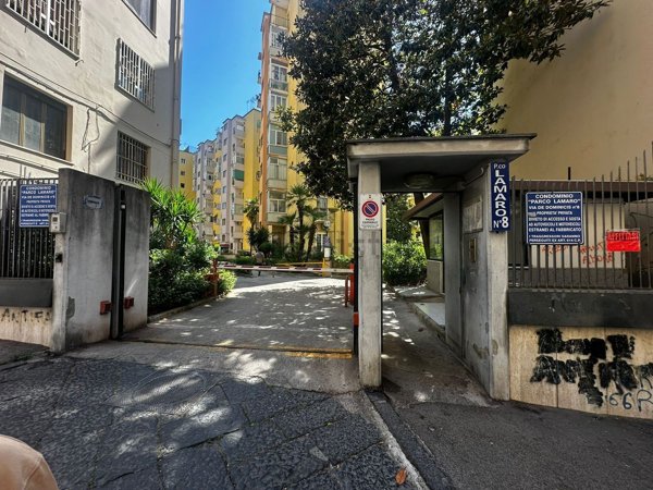 appartamento in vendita a Napoli in zona Vomero