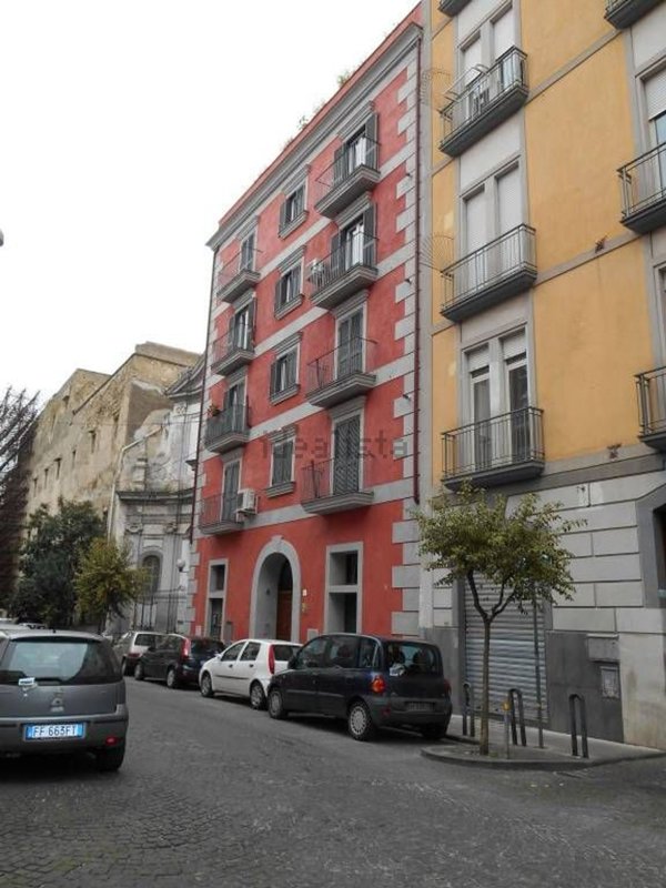 appartamento in vendita a Napoli in zona Avvocata