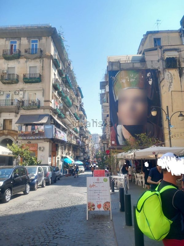 appartamento in vendita a Napoli in zona Pendino / San Giuseppe