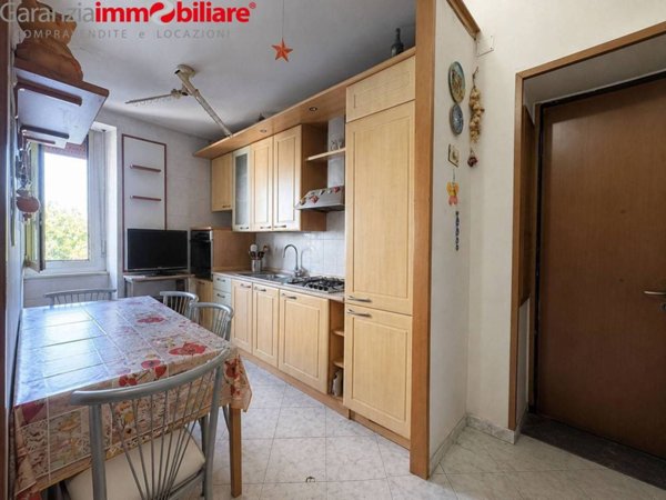 appartamento in vendita a Napoli in zona Zona Industriale-Ferrovia