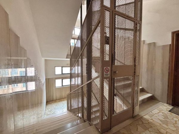 appartamento in vendita a Napoli in zona Vomero