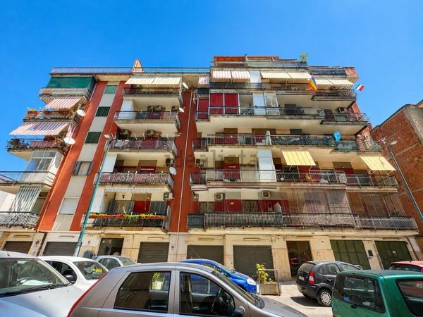 appartamento in vendita a Napoli in zona Pianura