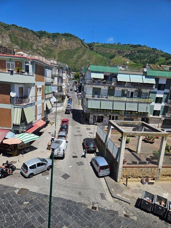 appartamento in vendita a Napoli in zona Soccavo