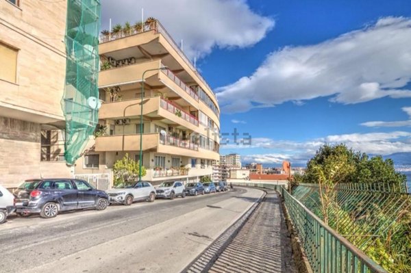 appartamento in vendita a Napoli in zona Posillipo