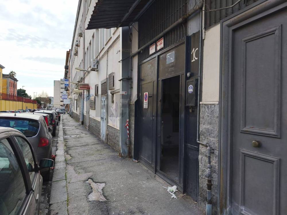 casa indipendente in vendita a Napoli in zona Vicaria