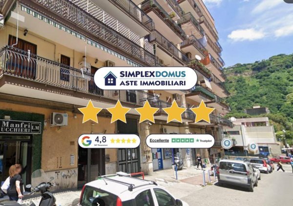 appartamento in vendita a Napoli in zona Pianura