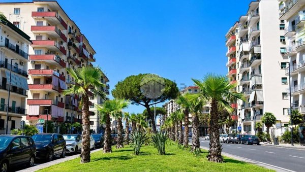 appartamento in vendita a Napoli in zona Fuorigrotta