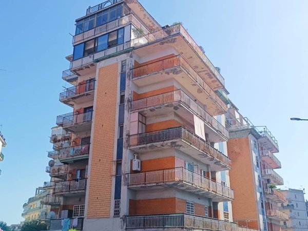 appartamento in vendita a Napoli