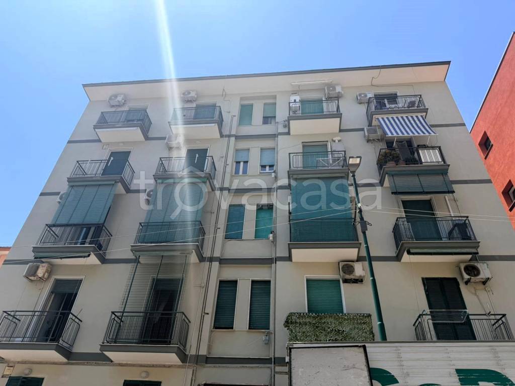 appartamento in vendita a Napoli in zona Bagnoli