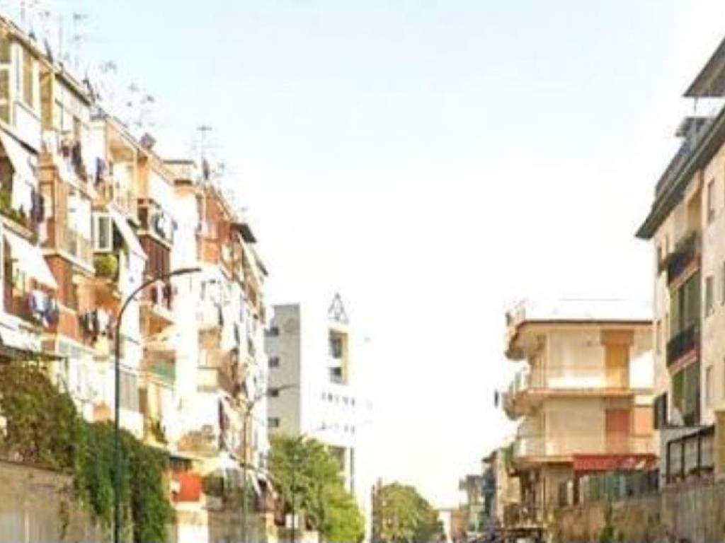 appartamento in vendita a Napoli in zona Miano