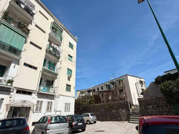 appartamento in vendita a Napoli