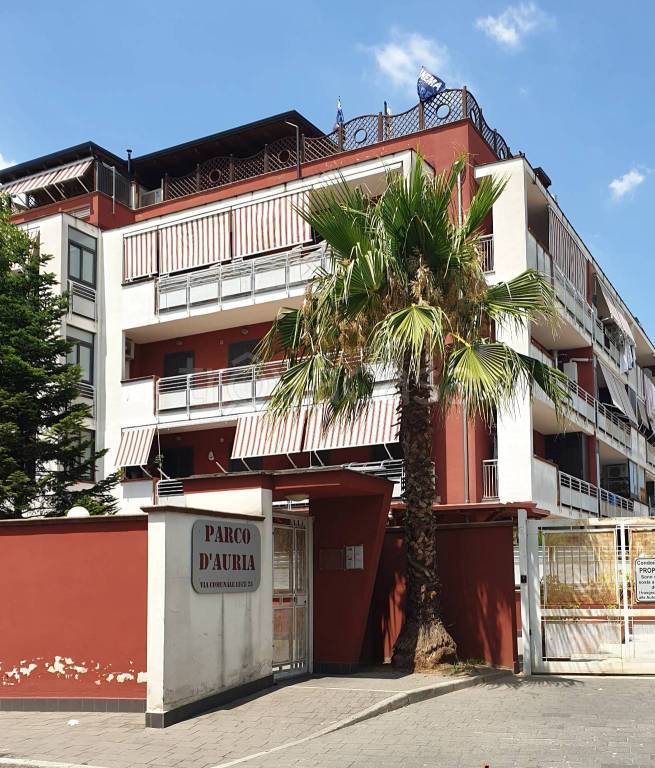 appartamento in vendita a Napoli in zona Capodichino