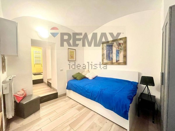 appartamento in vendita a Napoli in zona Pendino / San Giuseppe
