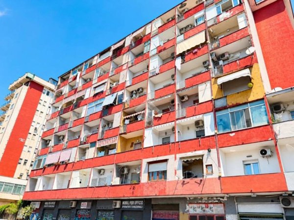 appartamento in vendita a Napoli in zona Mercato