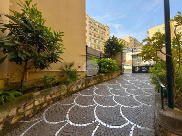 appartamento in vendita a Napoli in zona Arenella