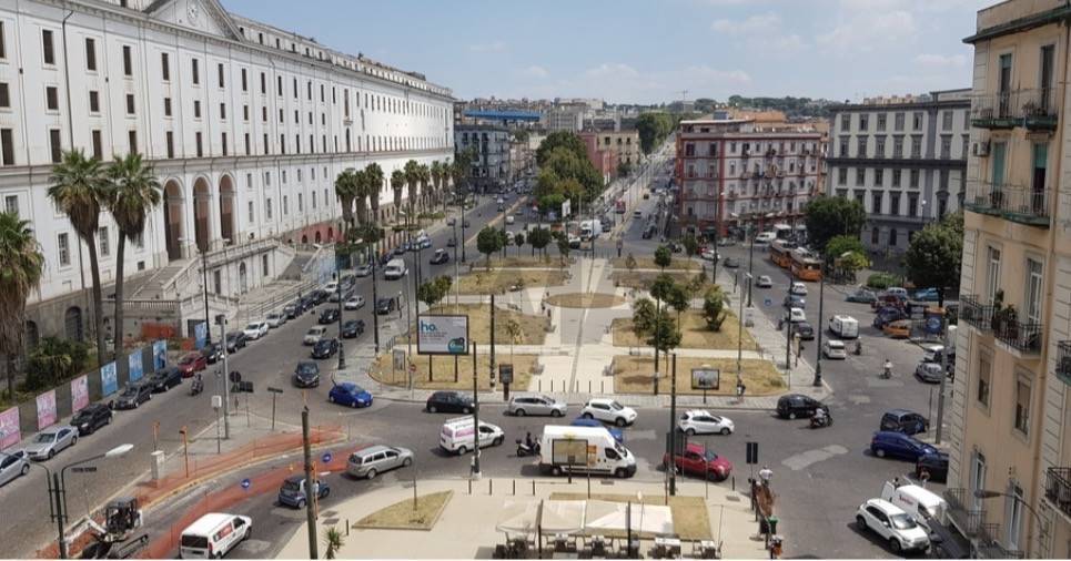 appartamento in vendita a Napoli in zona San Lorenzo