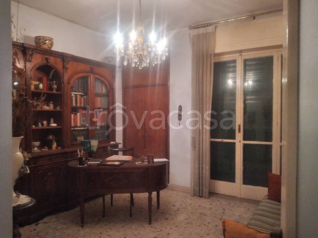 appartamento in vendita a Napoli in zona Stella