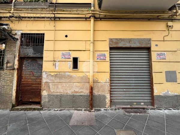 negozio in vendita a Napoli in zona Centro Antico