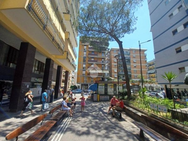 negozio in vendita a Napoli