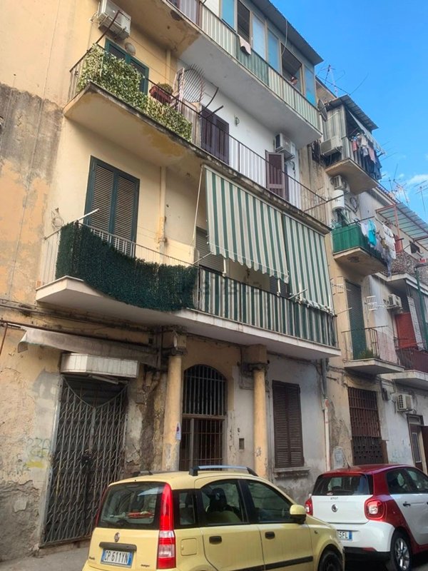 appartamento in vendita a Napoli in zona Secondigliano