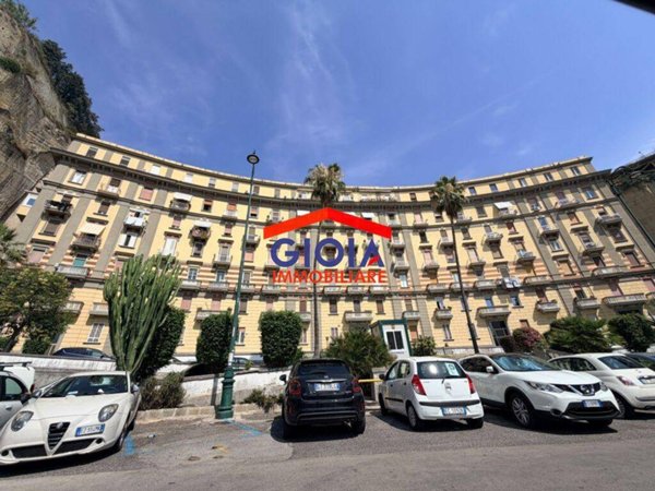appartamento in vendita a Napoli in zona Posillipo