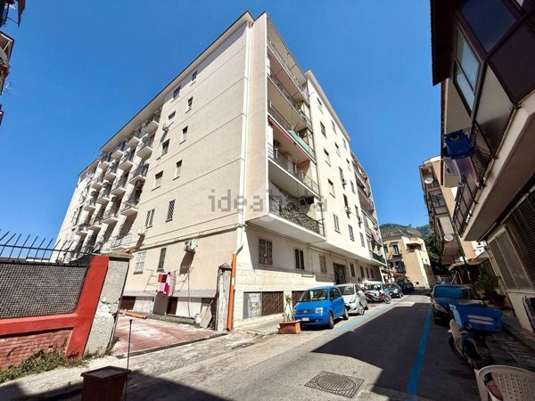 appartamento in vendita a Napoli in zona Soccavo