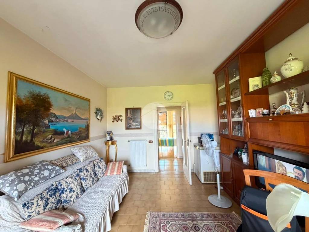 appartamento in vendita a Napoli in zona Ponticelli