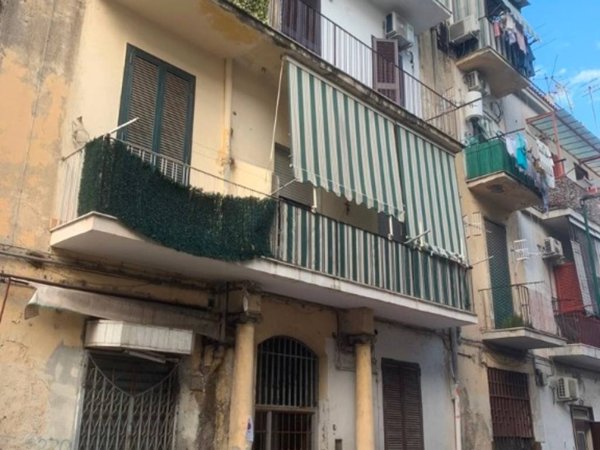appartamento in vendita a Napoli in zona Capodichino