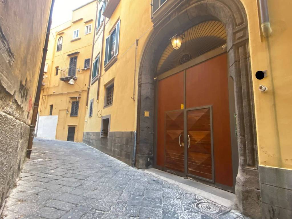 appartamento in vendita a Napoli