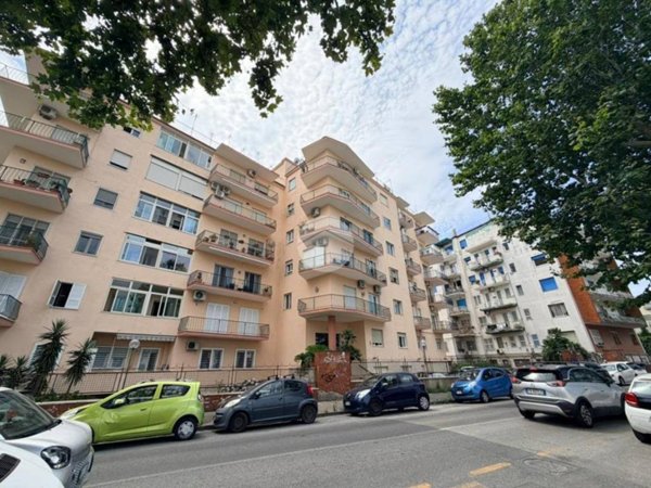 appartamento in vendita a Napoli in zona Posillipo