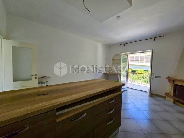 appartamento in vendita a Napoli in zona Soccavo