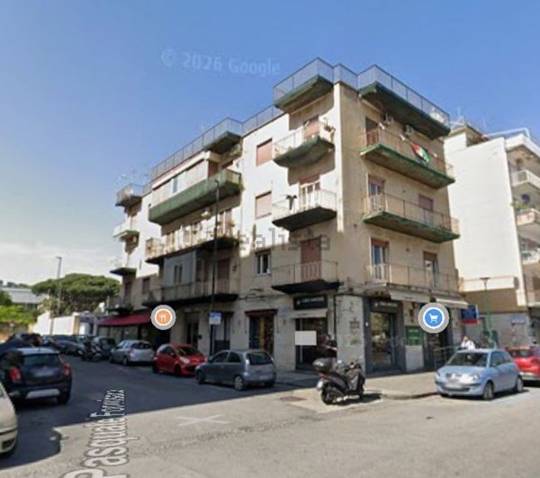 appartamento in vendita a Napoli in zona Fuorigrotta