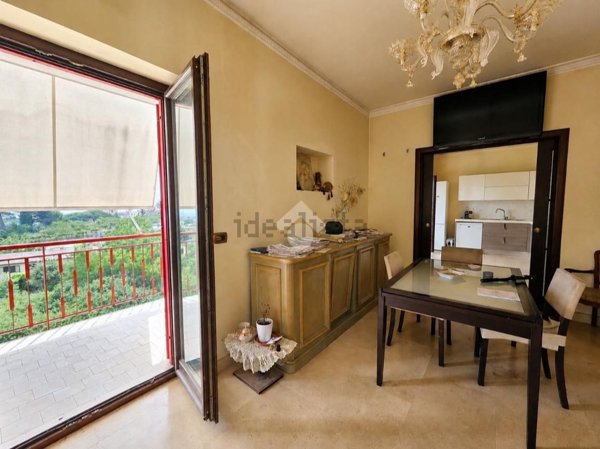 appartamento in vendita a Napoli in zona Camaldoli