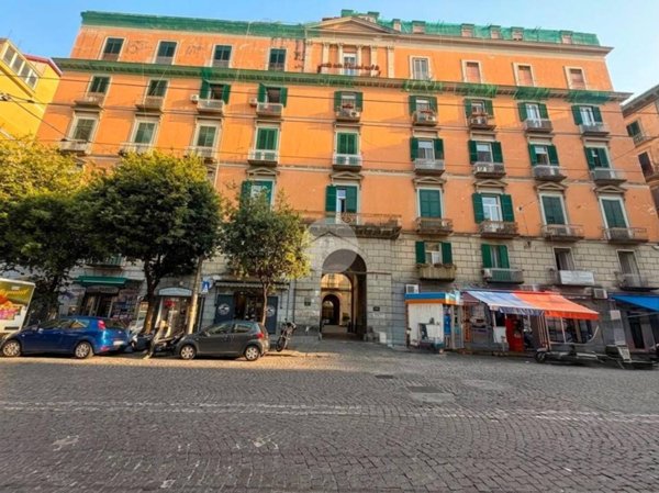 appartamento in vendita a Napoli in zona Stella
