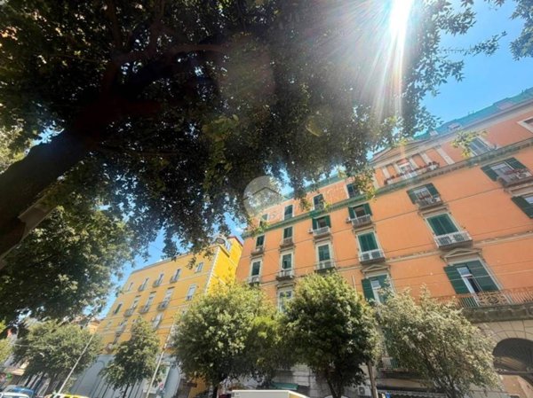 appartamento in vendita a Napoli in zona Stella