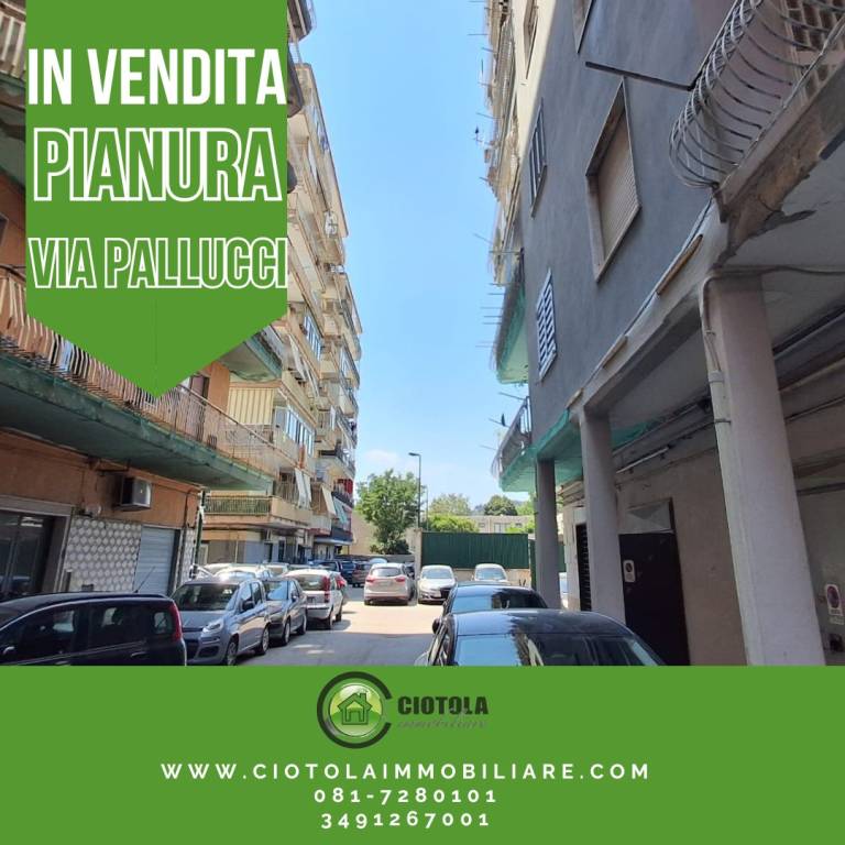 locale commerciale in vendita a Napoli in zona Pianura