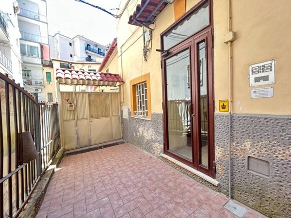 appartamento in vendita a Napoli in zona Arenella