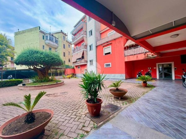 appartamento in vendita a Napoli in zona Piscinola