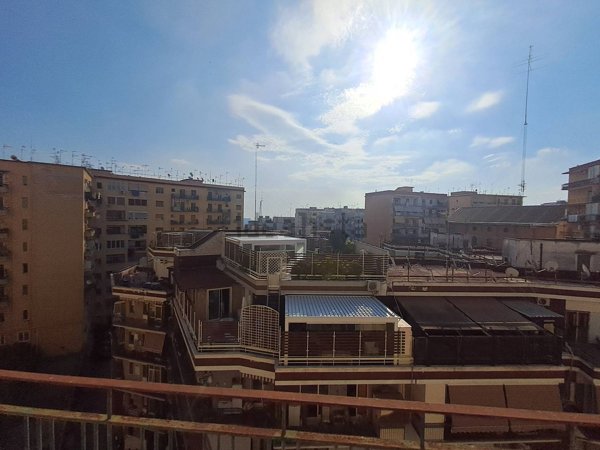 appartamento in vendita a Napoli in zona Arenella
